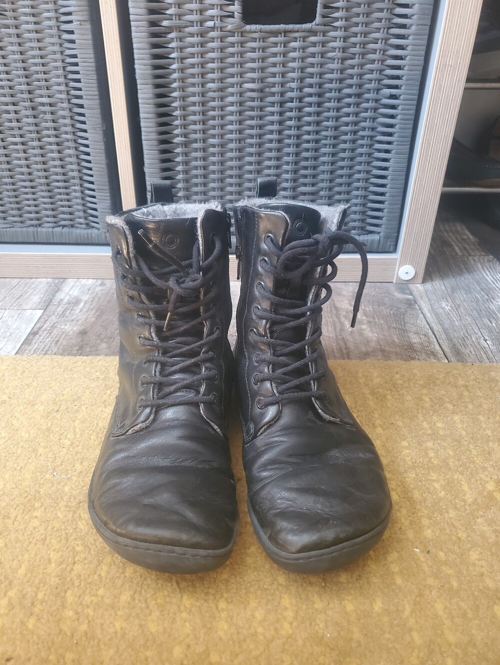 Muki Shoes Igneous II barefoot boots